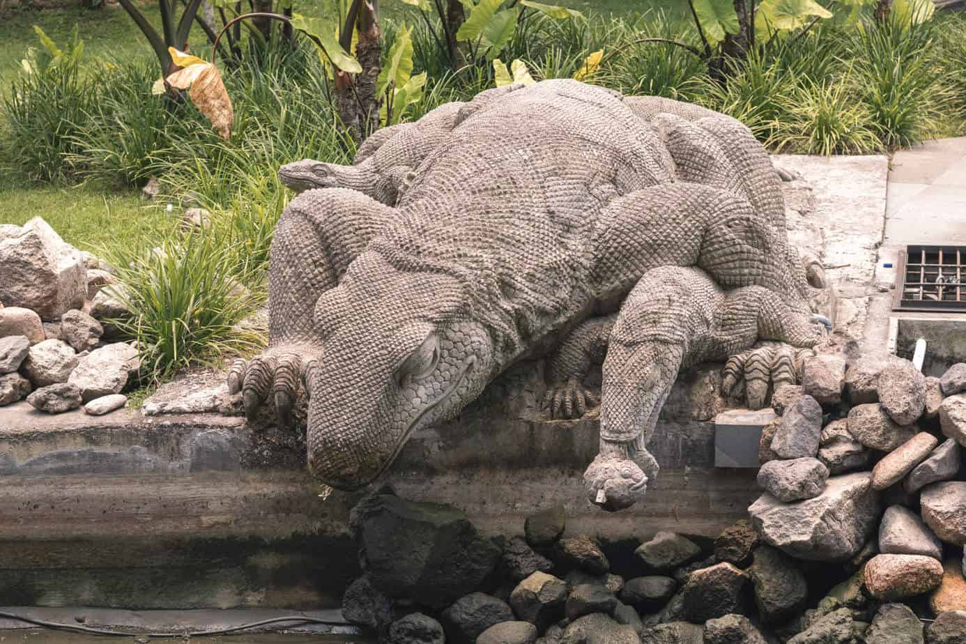 statue of monitor lizard in Ubud
