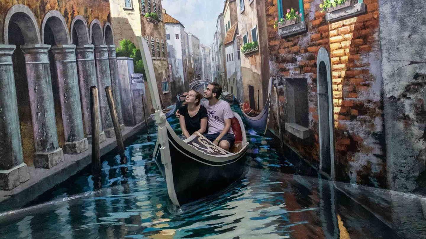 Couple at the Dream Museum Zone Bali