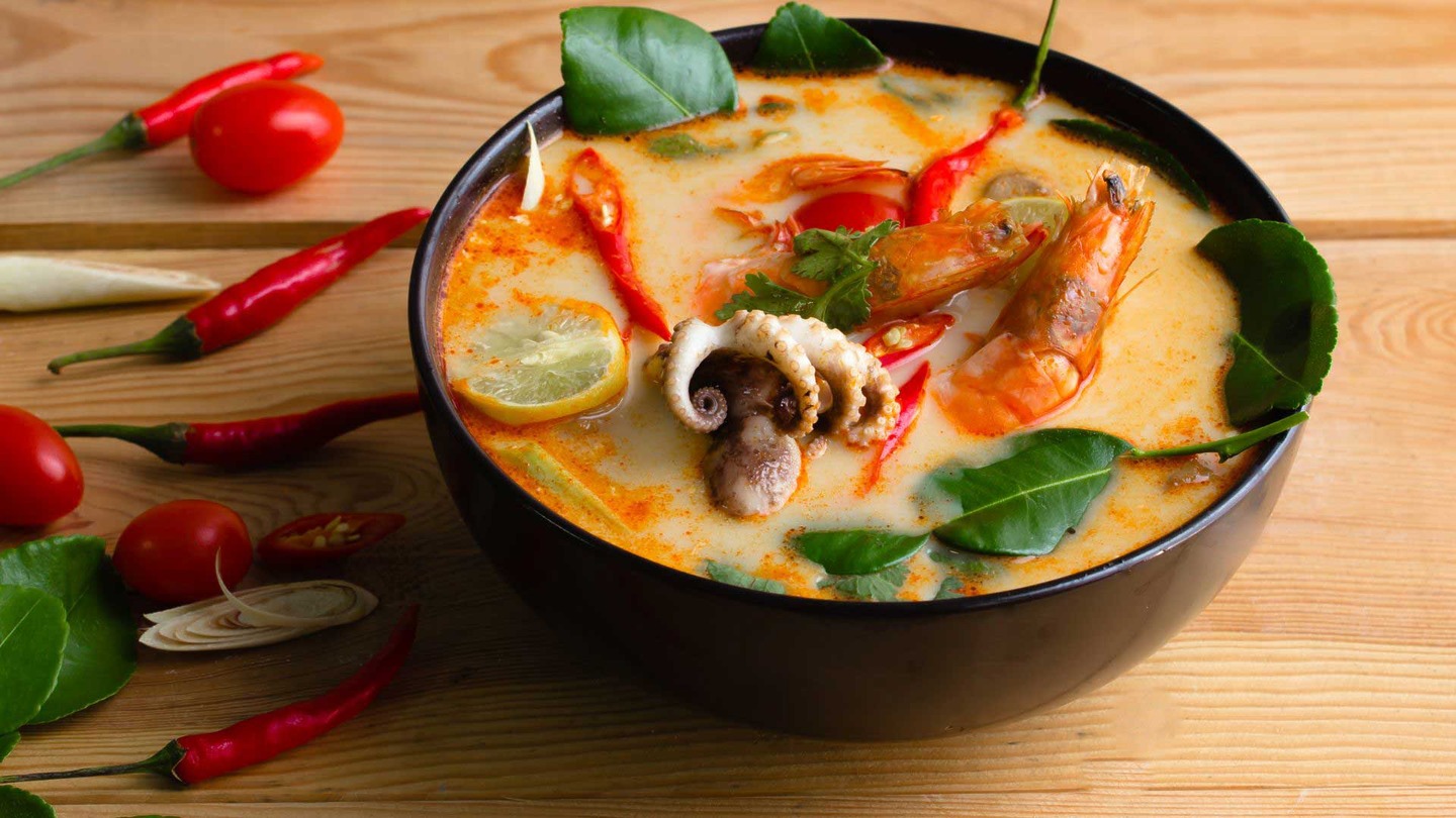 Bowl of Thai curry